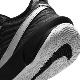 Nike Team Hustle D 10 Grande scarpa da basket Jr CW6735 004 scarpa da basket nero argento 5