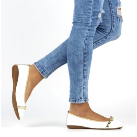 Ballerine in pelle con catena Filippo DP3709/22 bianco 5
