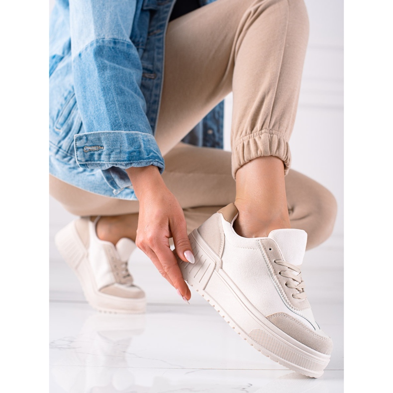 TRENDI Sneakers alla moda sulla piattaforma beige 1