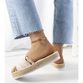 Ciabatte beige sulla piattaforma Ana 1