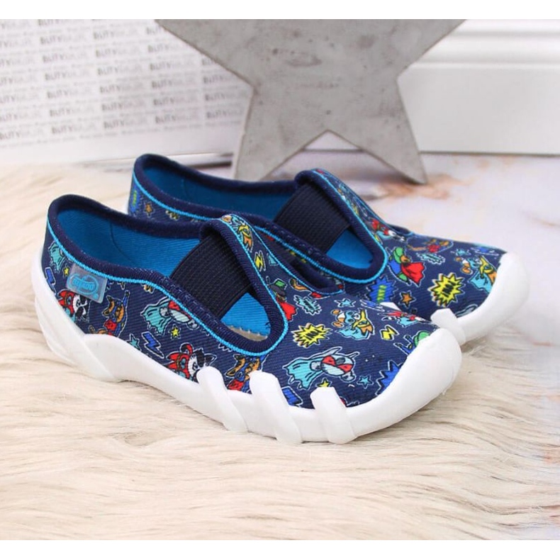Ciabatte per la scuola materna su elastici, blu navy Jr. Befado 2