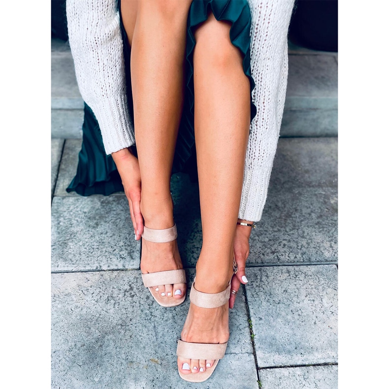 Sandali con tacco Beige Peonia 1