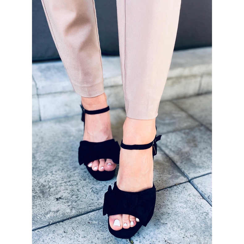 Sandali sulla piattaforma Adella Black nero 1