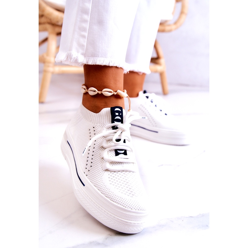 Scarpe sportive da donna sneakers GOE JJ2N4164 Bianche bianca 2