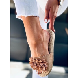 Ciabatte a fiori fiesta Primrose Camel beige 1