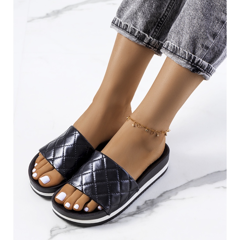 Ciabatte Hassell nere trapuntate nero 1