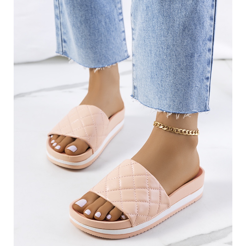 Ciabatte trapuntate rosa Hassell 1