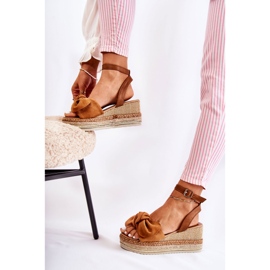 FE1 Sandali con zeppa in camoscio Camel Natina marrone 2