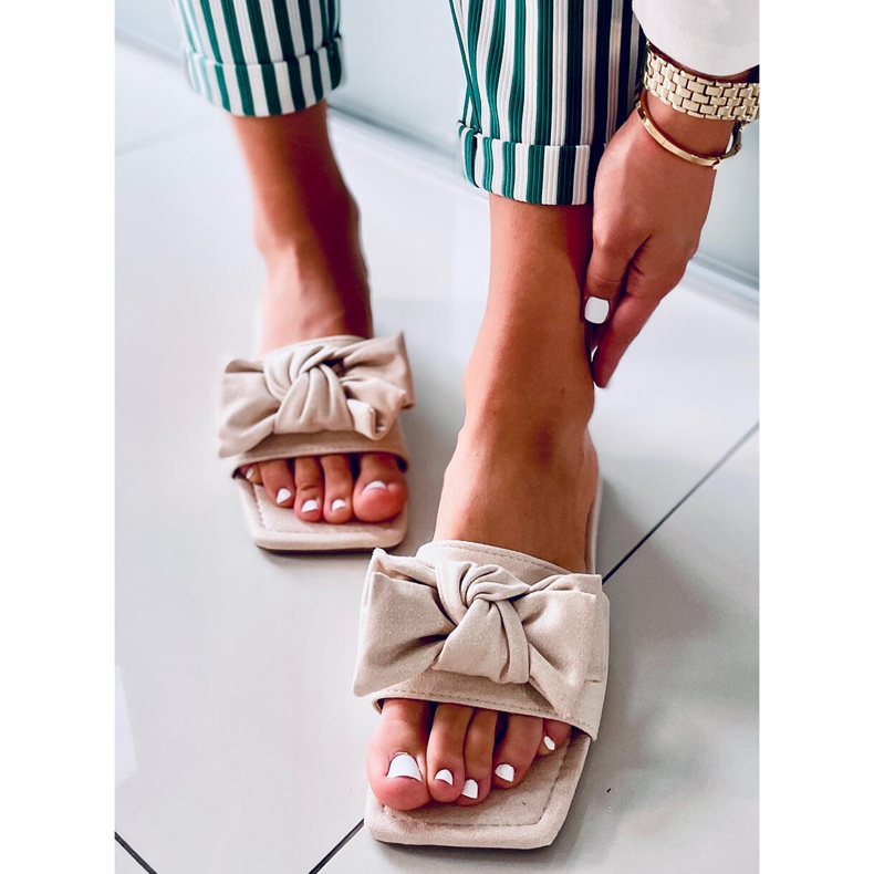 Ciabatte Nisha Beige con suola quadrata 1