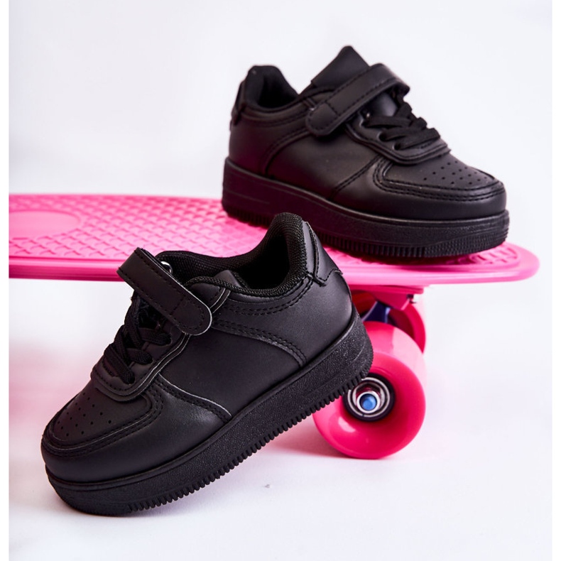 Scarpe sportive per bambini Elike nere con velcro nero 2