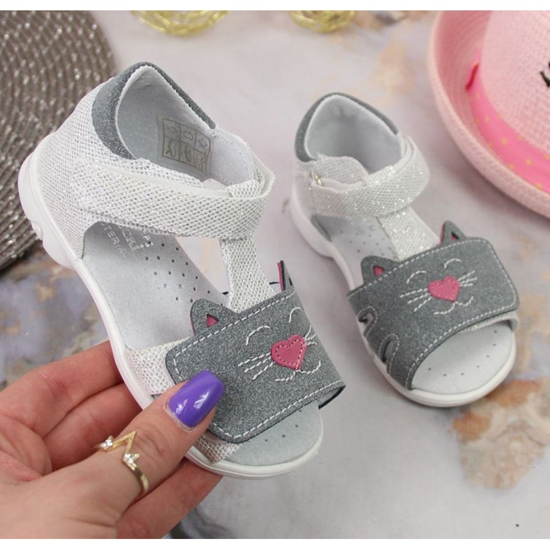 Sandali con velcro per donna Kornecki Jr.KOR6859 grigio argento ['argento'] d'argento 1
