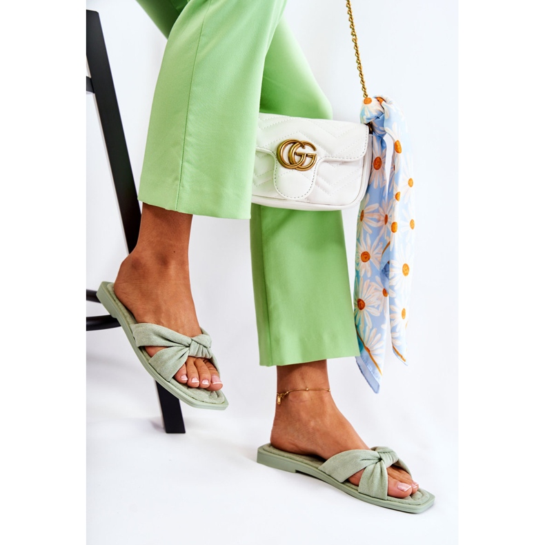 Pantofole da donna in pelle scamosciata verde alla moda 2