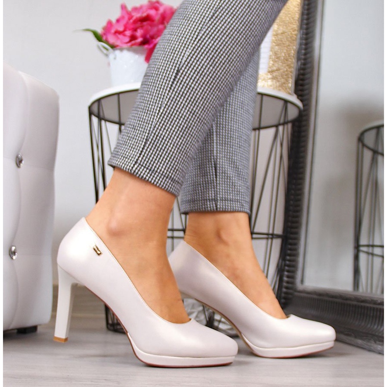 Décolleté sulla platform Sergio Leone beige perla 2