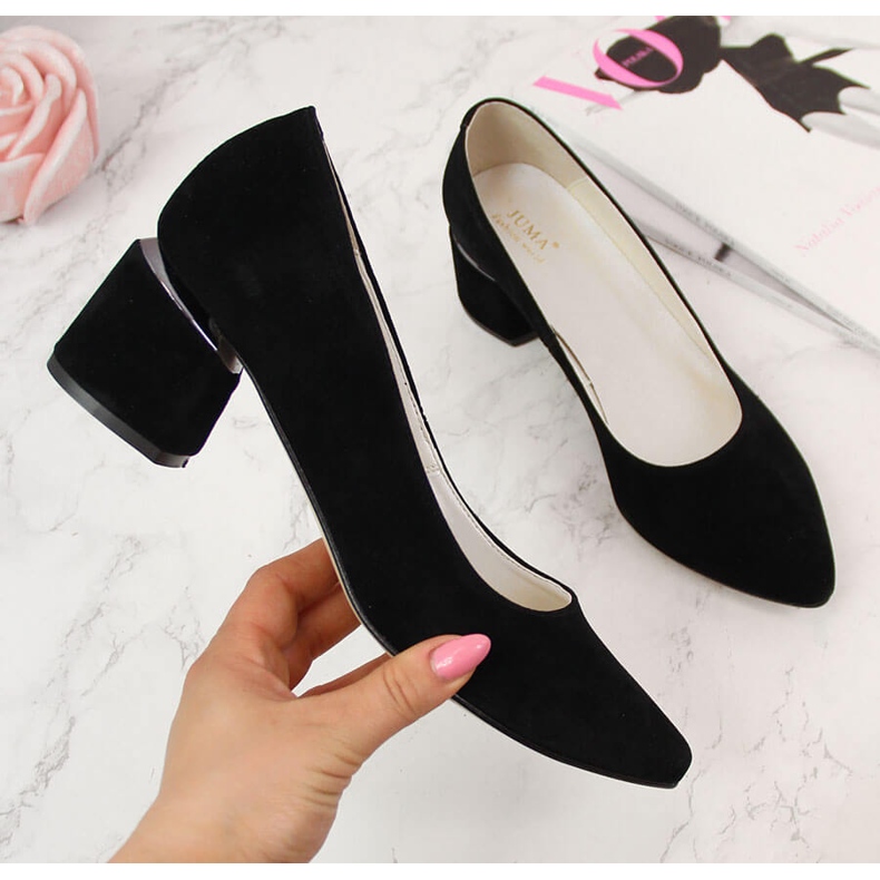 Décolleté su un blocco decorativo in suede Juma nero 2