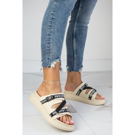 Ciabatte beige con plateau Laura La.Fi 1