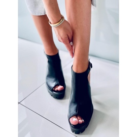 Sandali sulla piattaforma Rome Black nero 1