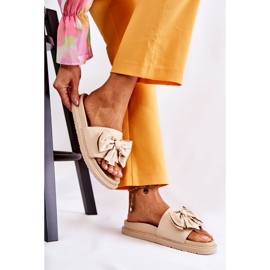 PJ1 Ciabatte da donna classiche in pelle con fiocco Dessy beige 1