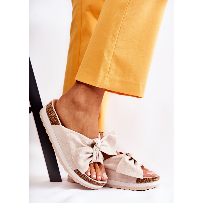 PG1 Pantofole sulla piattaforma beige così comoda 1