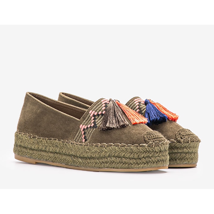 Espadrillas verdi sulla piattaforma Pisquid cachi verde 1