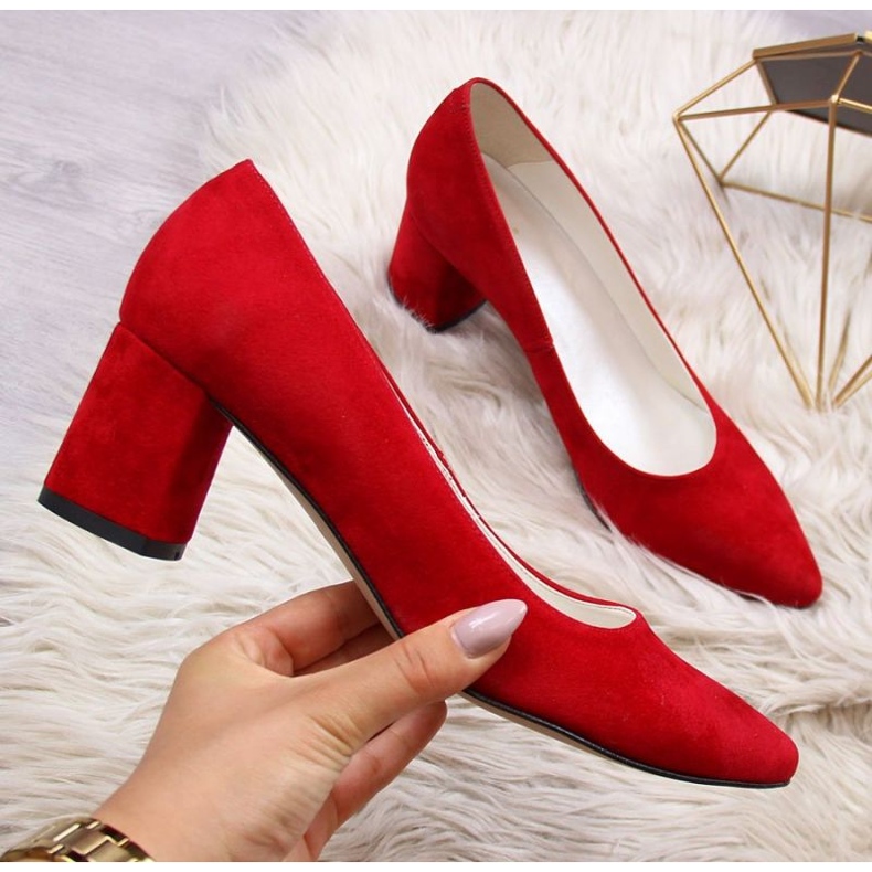 Décolleté su montante in suede rosso W Juma 1