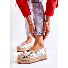 FS3 Espadrillas slip-on alla moda con fiori di morice bianchi bianco multicolore 1