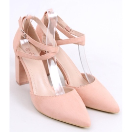 Pompe sul post di Lizzie Pink rosa 2