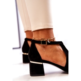 Décolleté In Pelle Scamosciata Sul Tacco Laura Messi 2309 Nero 1