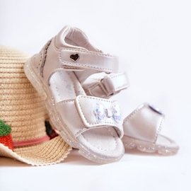 PE1 Comodi sandali per bambini con decorazione Cayo argentata rosa 1