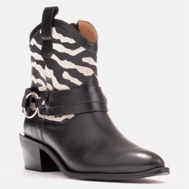 Marco Shoes Stivali texani Kaja con cintura decorativa nero 1