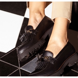 Marco Shoes Mocassini con catena dorata su suola leggera nero 2