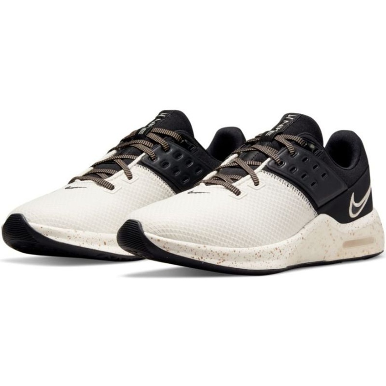 Nike Air Max Bella Tr 4 Premium W DA2748-100 bianco nero 1