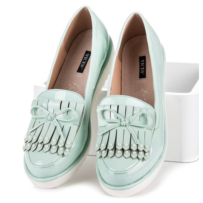 Scarpe VICES laccate di menta verde 1