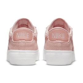Scarpe Nike Blazer Low Platform DN0744-600 rosa 1