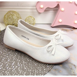 Ballerine da bambina con fiocco bianco eVento multicolore 2