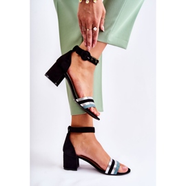 PG1 Sandali In Pelle Scamosciata Alla Moda Su Un Tacco Basso Nallia Nero blu argento 2