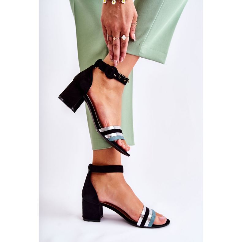 PG1 Sandali In Pelle Scamosciata Alla Moda Su Un Tacco Basso Nallia Nero blu argento 2