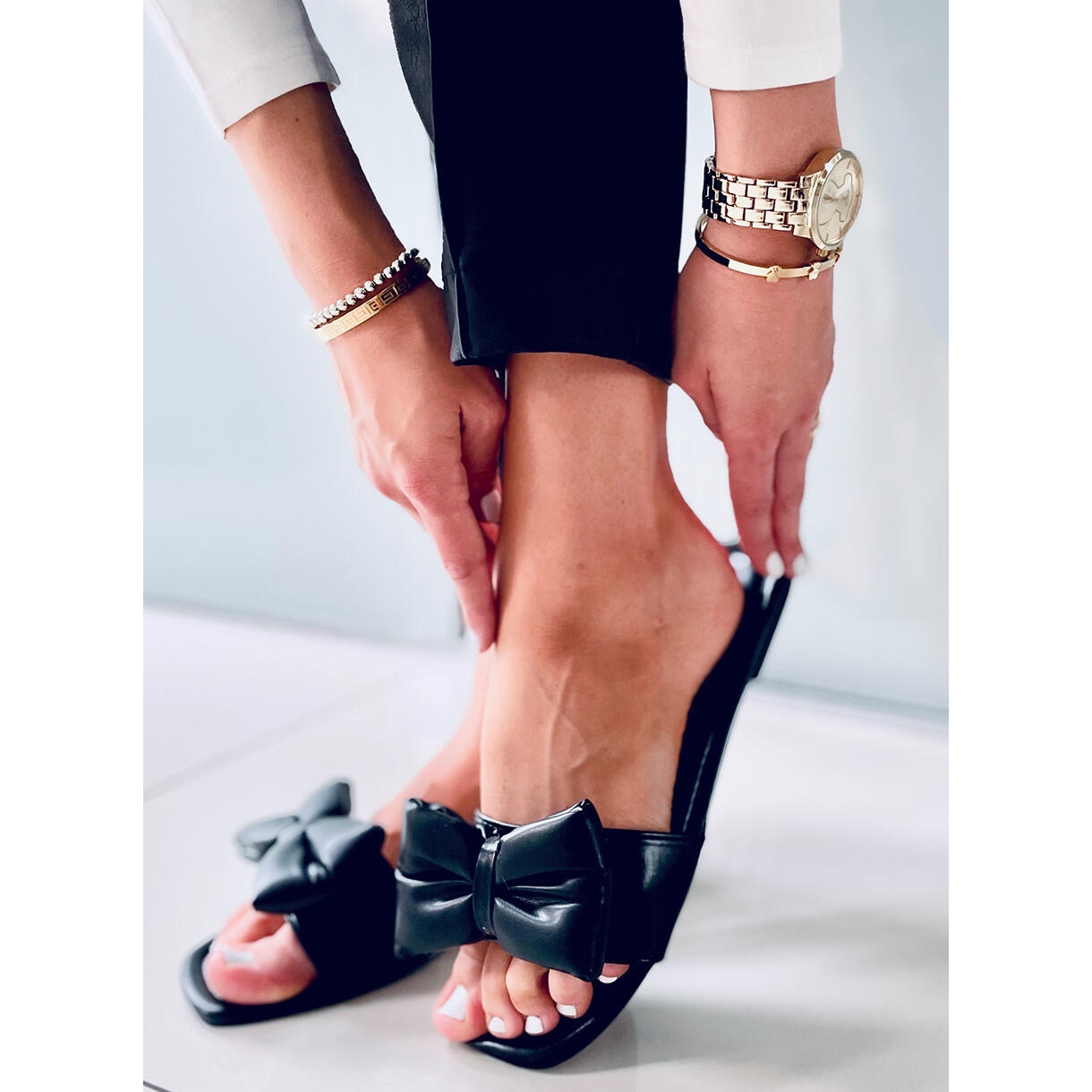 Ciabatte Mili nere con fiocco nero KeeShoes