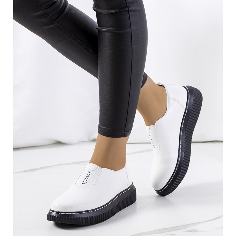 Scarpe brogue bianche sulla piattaforma Siddons bianco 1