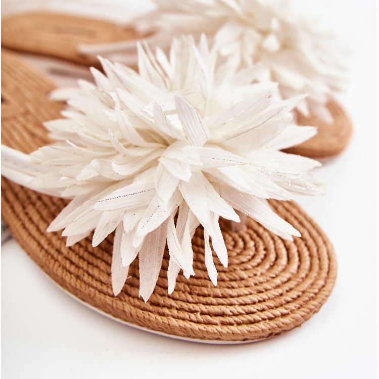Infradito da donna con ornamento in tessuto in Eviana bianco 2