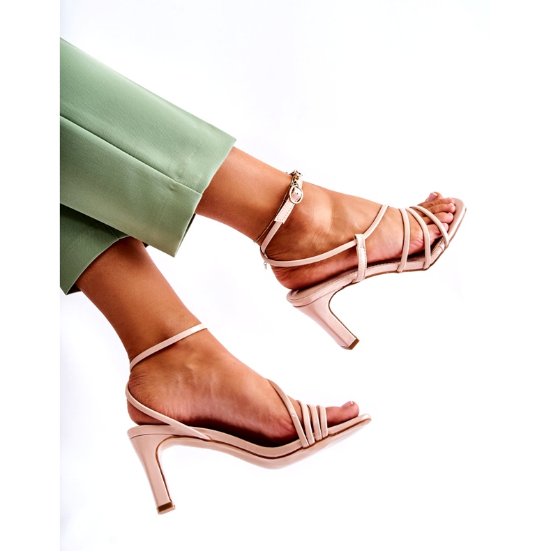 WS1 Sandali Laccati Classici Su Tacchi Alti Beige Milani 6