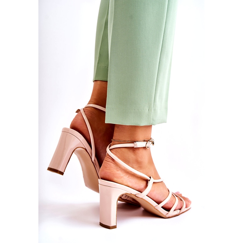 WS1 Sandali Laccati Classici Su Tacchi Alti Beige Milani 2