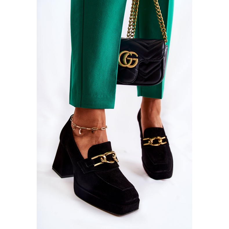 Décolleté In Pelle Scamosciata Con Catena Decorativa Laura Messi 2444 Nera nero 1