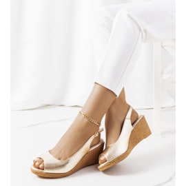 BM Sandali con zeppa Beldes dorati d'oro 1