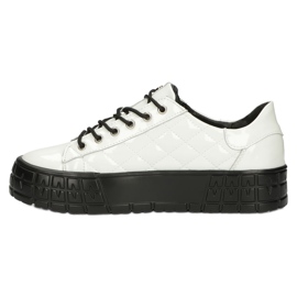 Filippo Eleganti sneakers in pelle verniciata DP3932/22 Bianco 1