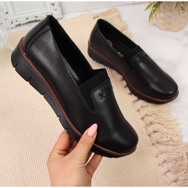 Comode scarpe da donna in pelle nere Filippo nero 2