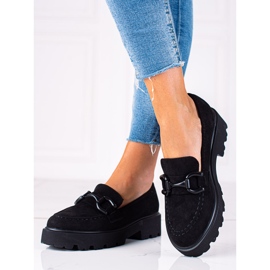 Scarpe in camoscio nero di Vinceza 1