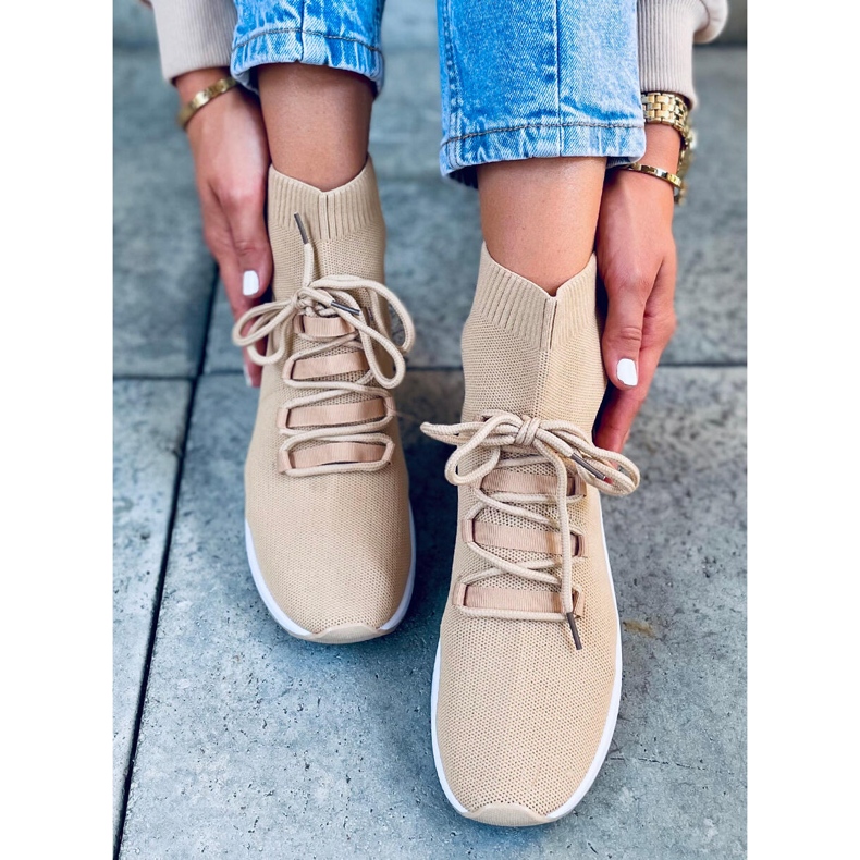 Scarpe da ginnastica Katrin Kaki con calzino beige 1