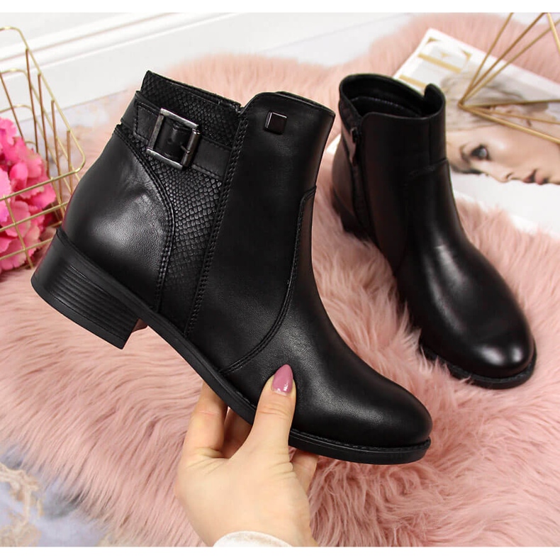 Stivaletti da donna in pelle Dolce Pietro 0892 nero 1