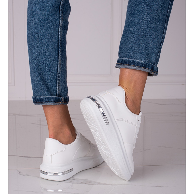 Sneakers bianche da donna Shelovet realizzate in pelle ecologica bianco 1