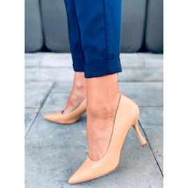 Tacchi alti da donna a grana Aurora Camel marrone 1
